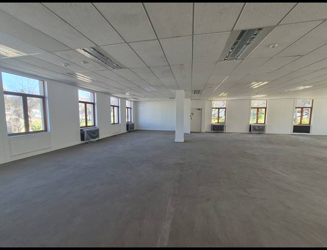684M² OFFICE TO LET IN SANDTON CENTRAL